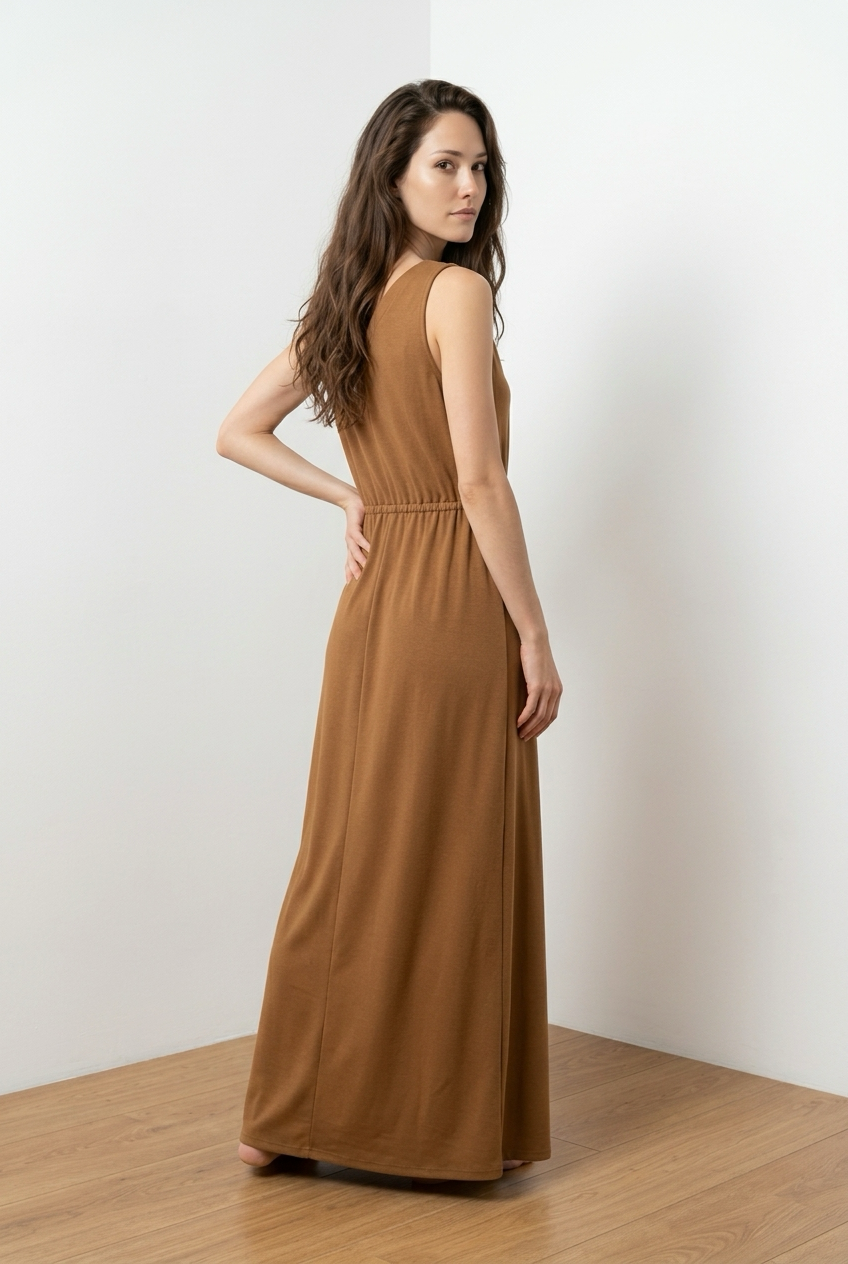 Robe longue camel à broderies feuillage