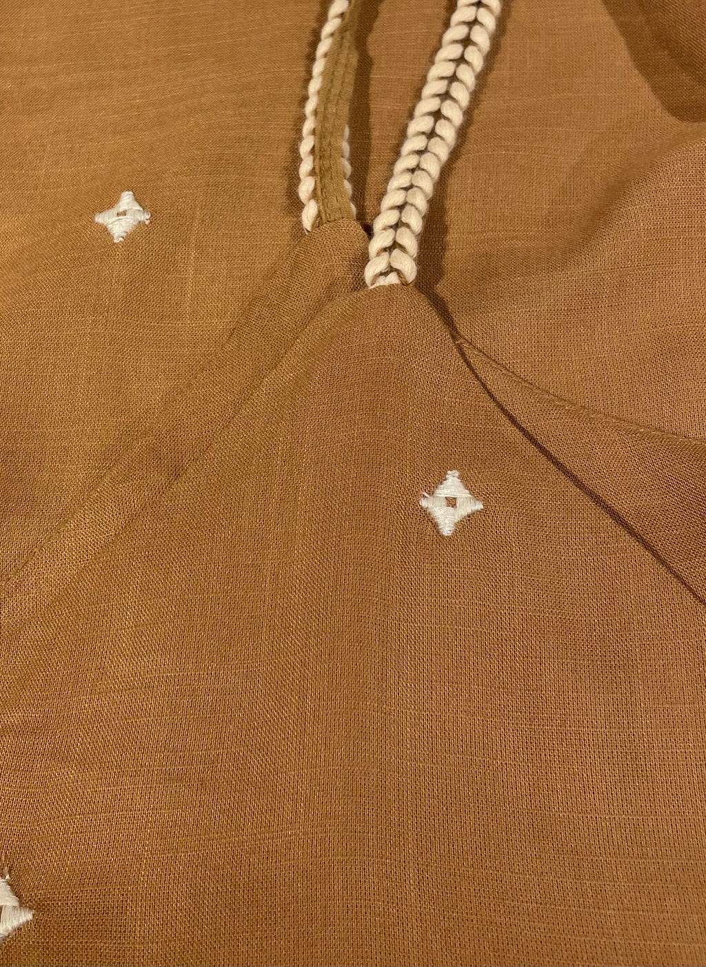 Top fluide à bretelles tressées ✨
